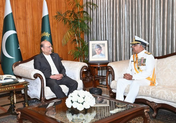 President meets Chief of the Naval Staff