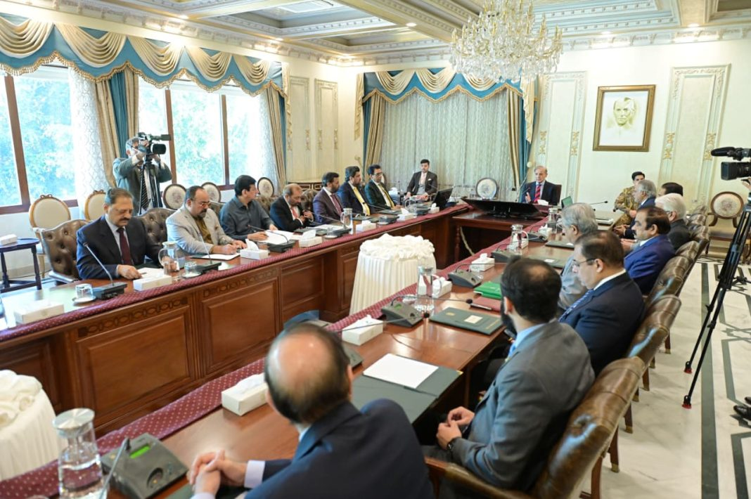 MQM-P delegation meets PM; 27th constitutional amendment discussed