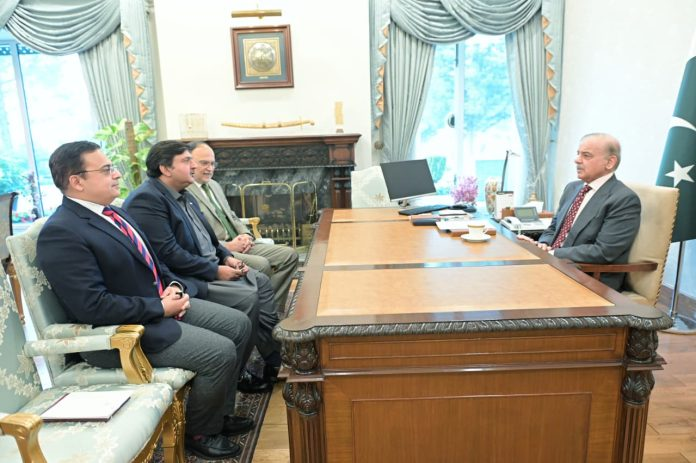 PM discuss overall national, political situation with Ministers