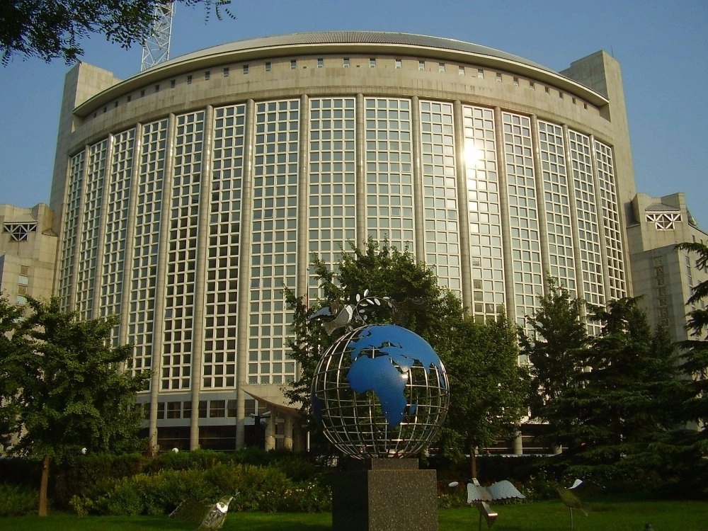 China calls on Pakistan, Afghanistan to handle differences through dialogue