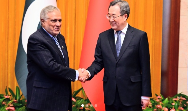 Pakistan, China discuss key issues at regional, global level