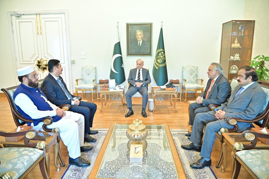KP Governor calls on PM Shehbaz Sharif