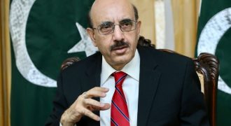 Pakistan emerges as key peacemaker after facilitating US-Iran talks: Masood Khan