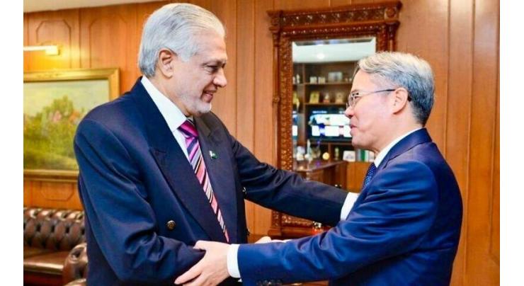 Ambassador Zaidong conveys DPM Dar China’s commendation for Pakistan’s successful de-escalation efforts