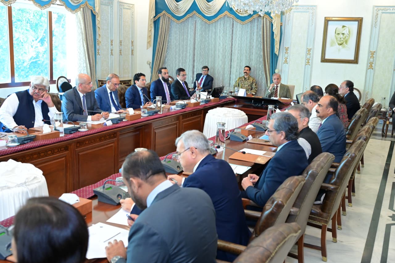 PM commends economic team for major progress in advancing digital payment system